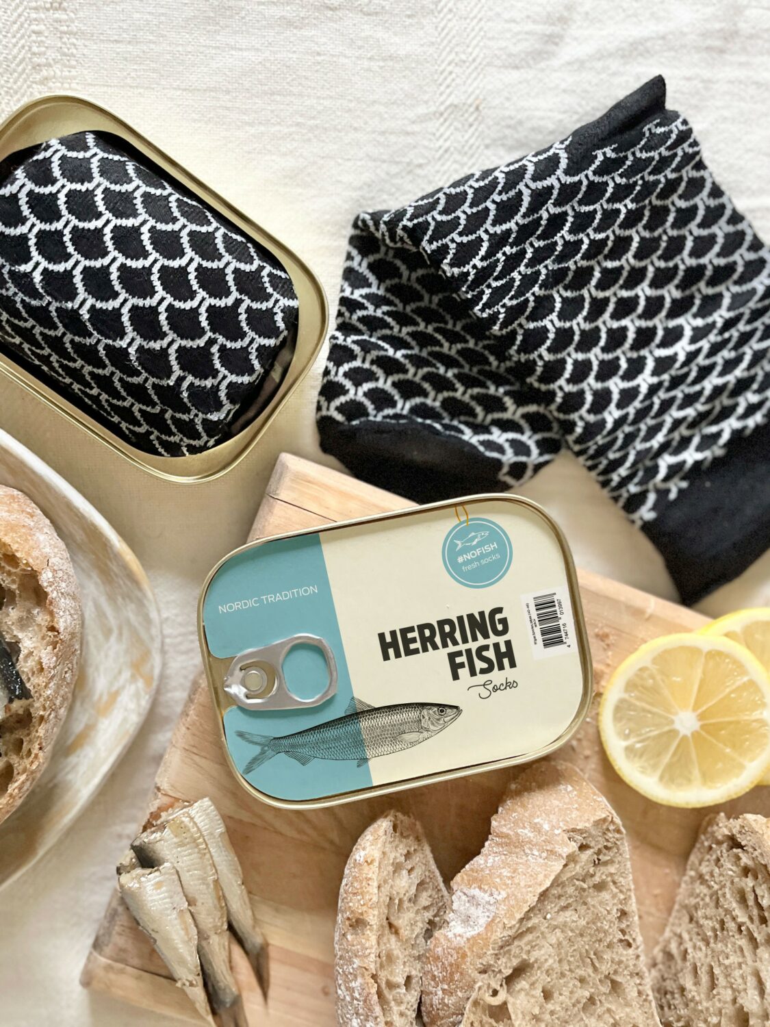 Heeringa kala sokid konservis 100g (suurus 35-46, mehele & naisele)