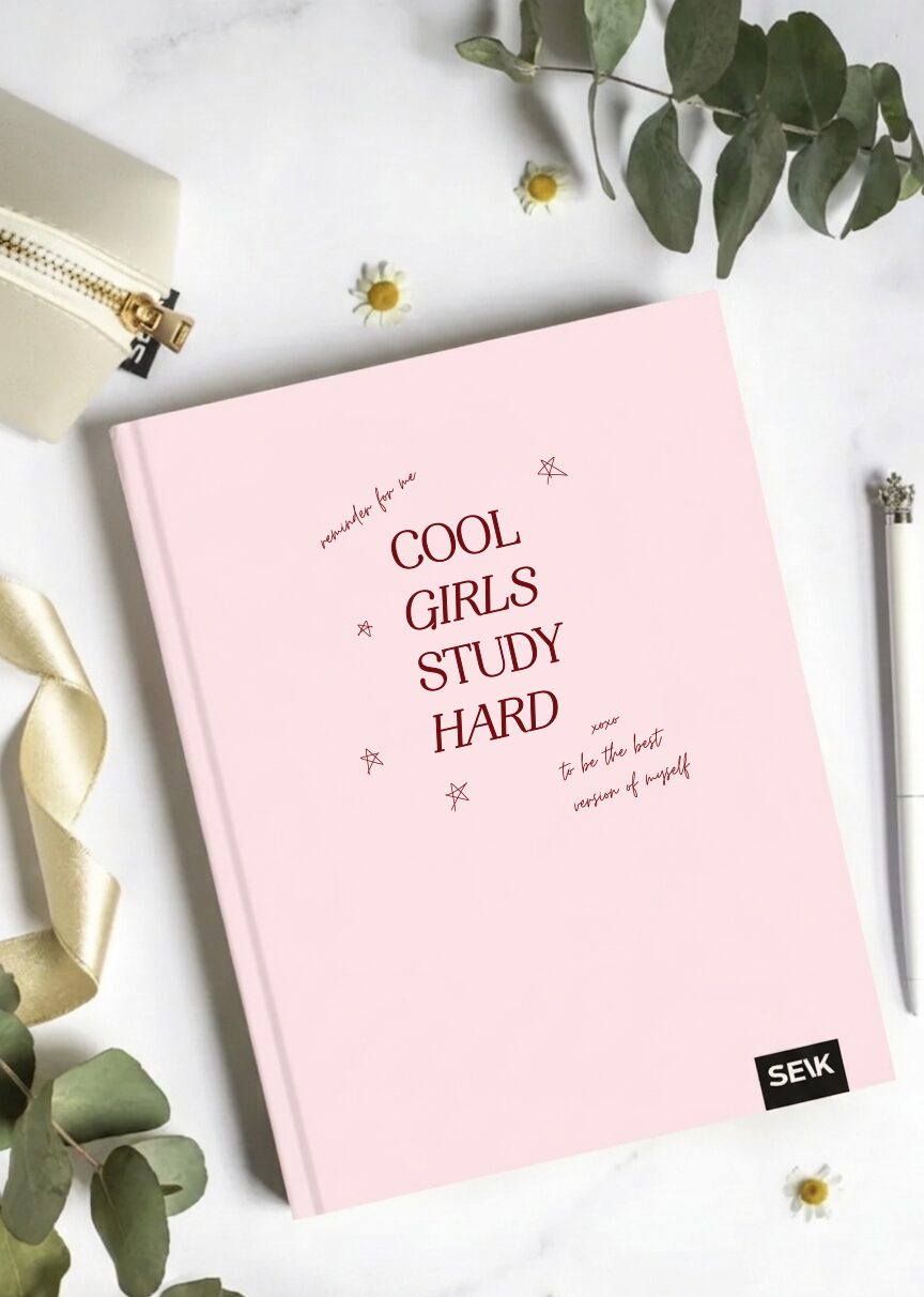 Tegude Kalender märkmik 26/27 cool girls study hard