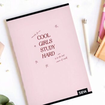 A5 ruuduline vihik (36 lehte) - cool girls study hard